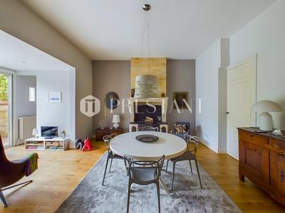 Maison - 190 m² - 7 pièces