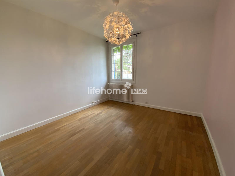 Maison - 180 m² - 6 pièces