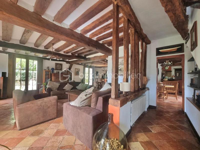 Maison en pierre - 280 m² - 7 pièces