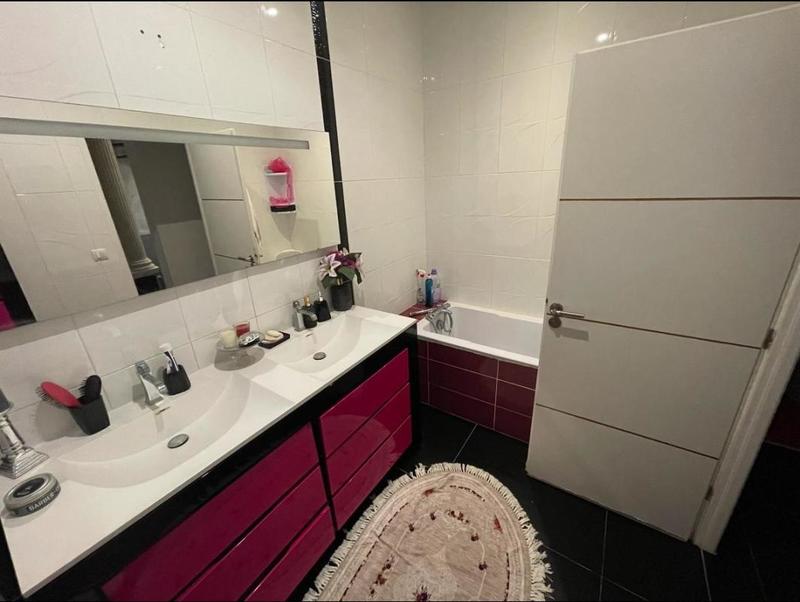 Maison - 167 m² - 7 pièces