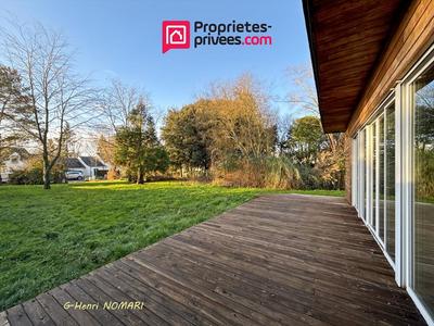 Maison - 234 m² - 3 pièces