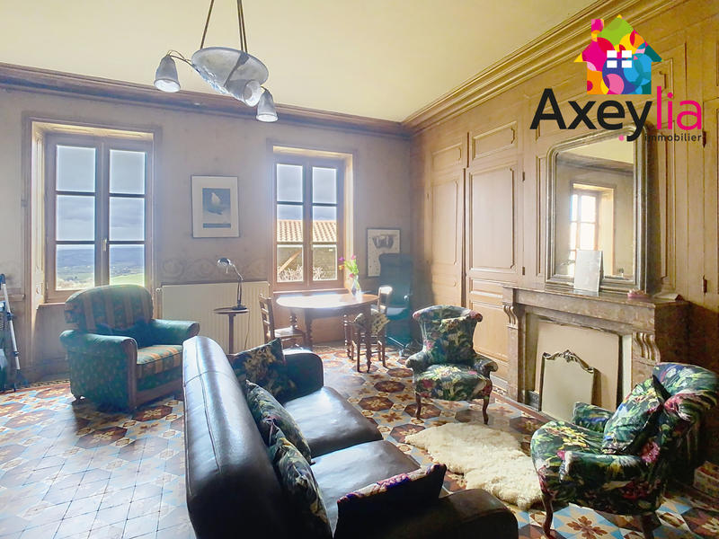 Maison - 288 m² - 10 pièces