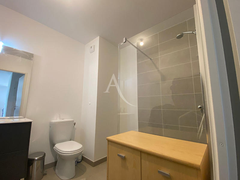 Appartement - 94 m² - 4 pièces