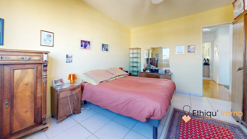 Appartement - 115 m² - 5 pièces