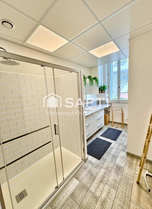 Appartement - 90 m² - 4 pièces