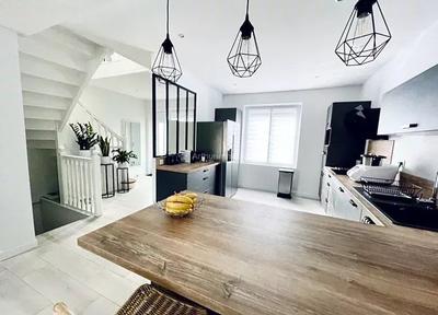 Maison - 160 m² - 4 pièces