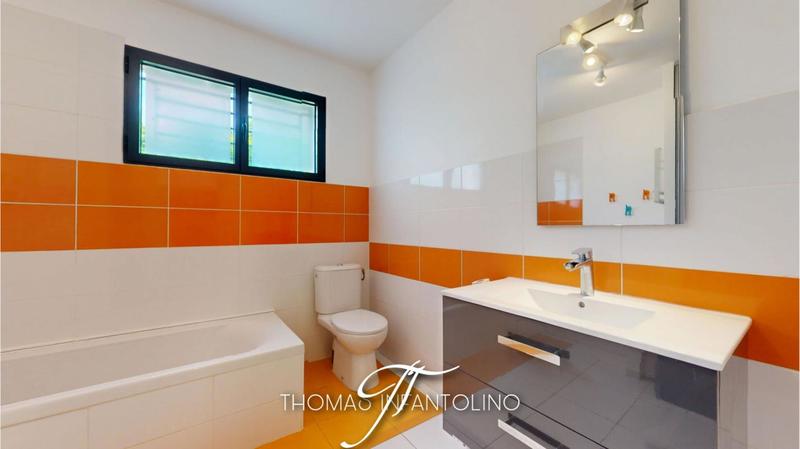 Maison - 140 m² - 4 pièces