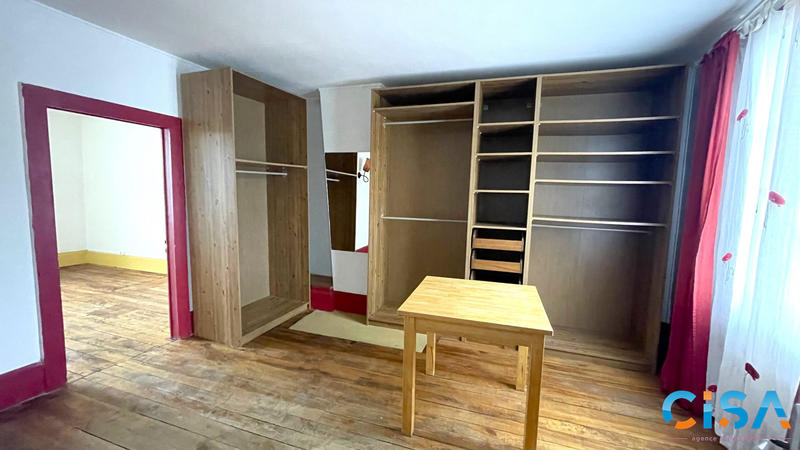 Maison ancienne - 177 m² - 8 pièces