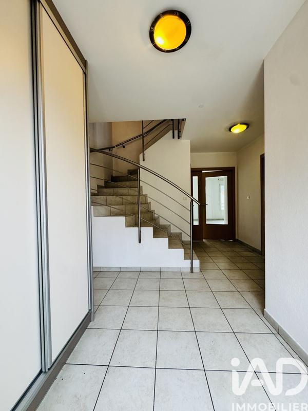 Maison - 140 m² - 6 pièces