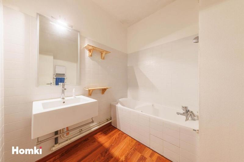 Appartement - 80 m² - 3 pièces