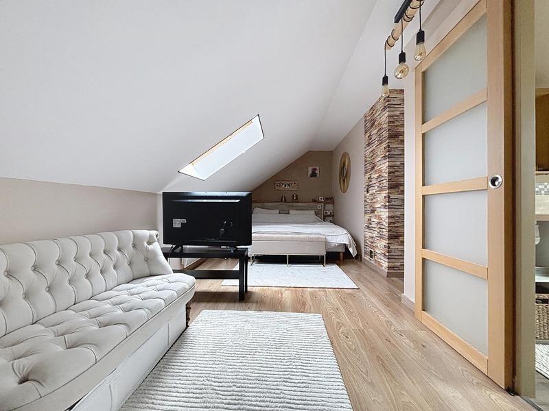 Maison - 153 m² - 8 pièces