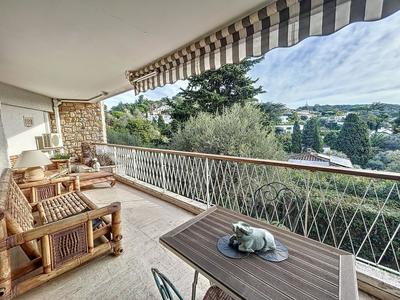 Appartement - 101 m² - 3 pièces