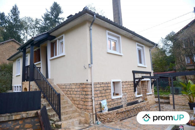 Maison - 140 m² - 5 pièces