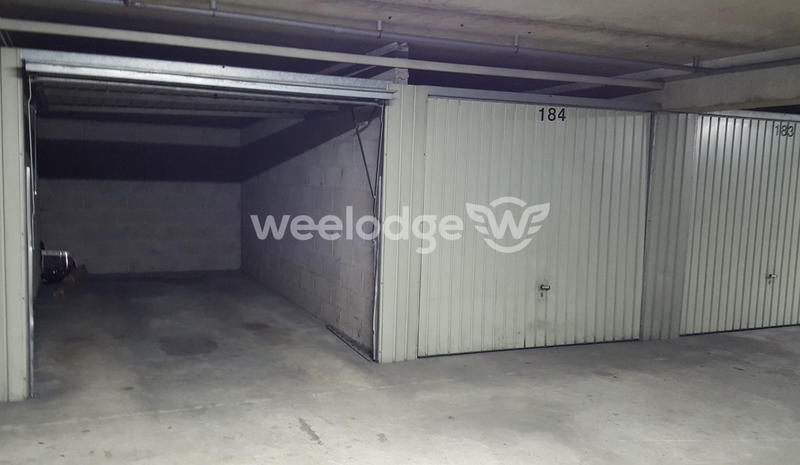 Parking / Garage - 13 m²