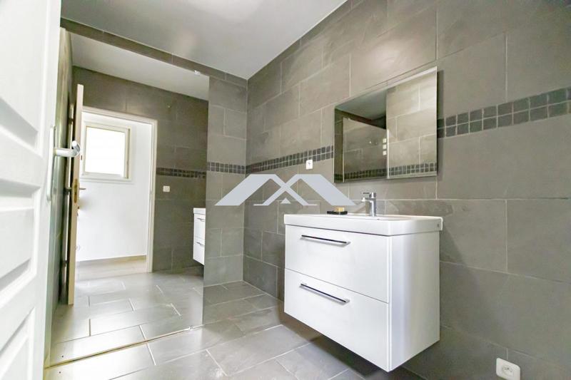 Villa - 115 m² - 5 pièces