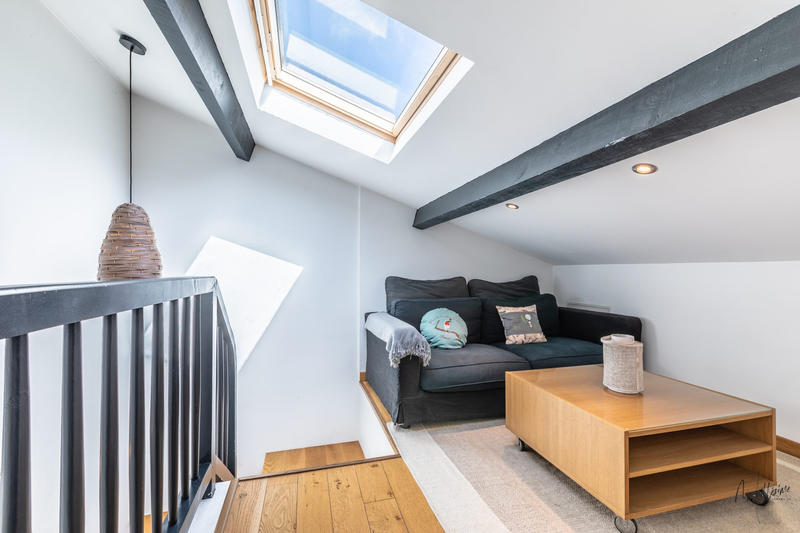 Maison - 180 m² - 8 pièces