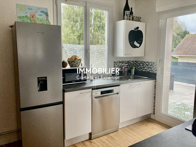 Maison - 183 m² - 9 pièces