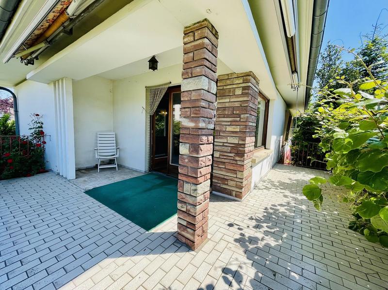 Maison - 162 m² - 8 pièces