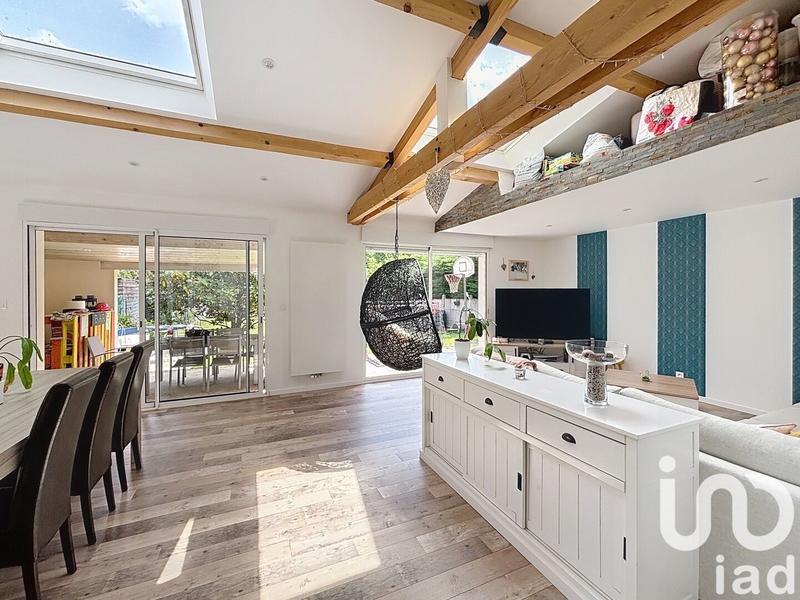 Maison - 142 m² - 6 pièces