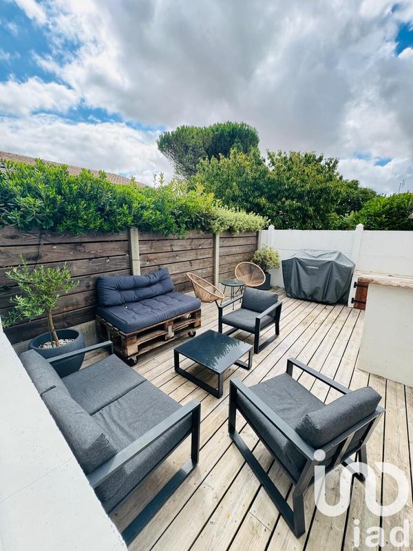 Maison - 99 m² - 5 pièces