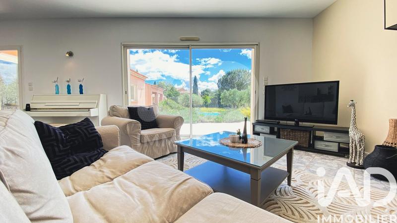 Maison - 212 m² - 7 pièces