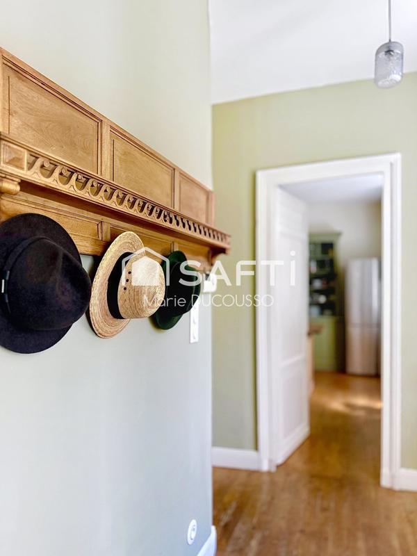 Maison de maîtres - 372 m² - 8 pièces