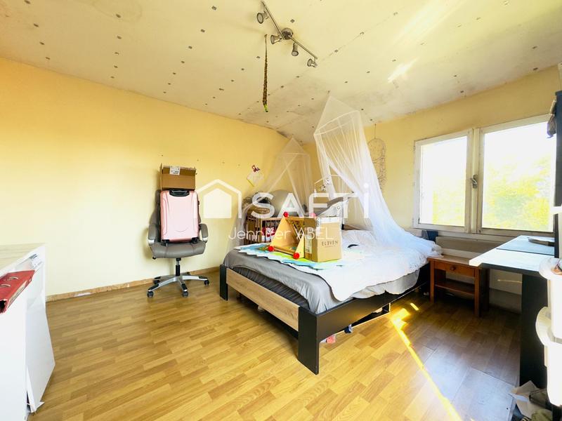 Maison - 98 m² - 4 pièces