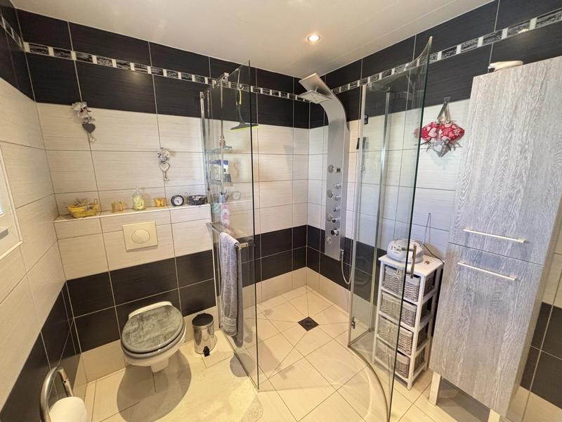 Maison - 84 m² - 4 pièces