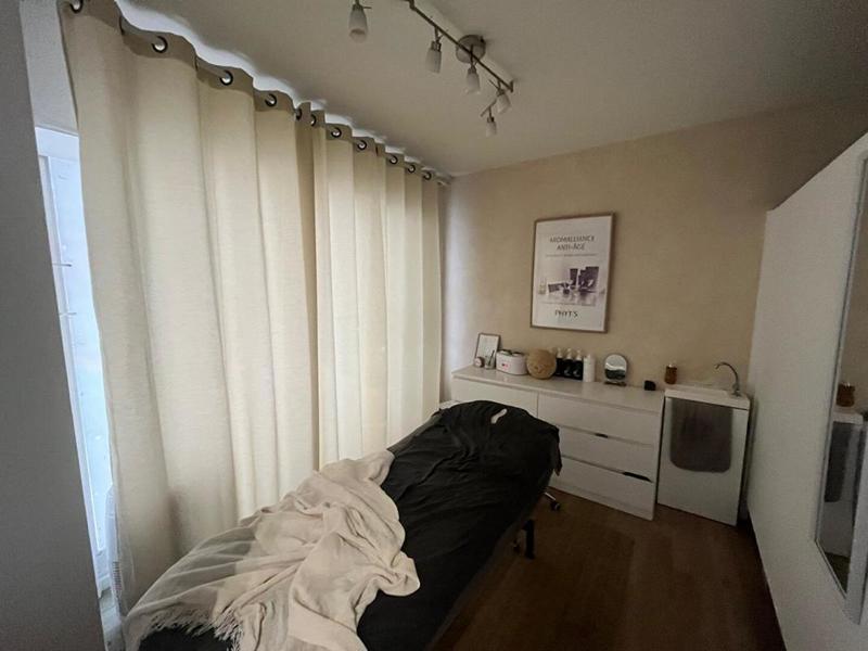 Local commercial - 140 m²