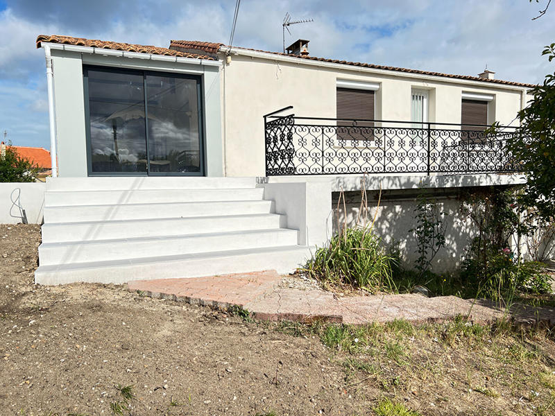 Maison - 306 m² - 11 pièces