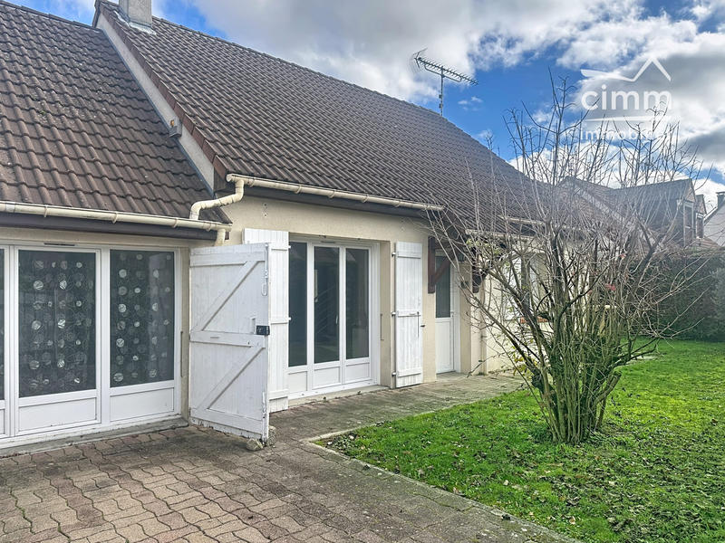 Maison - 101 m² - 6 pièces