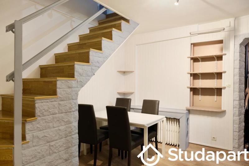 Chambre - 9 m² - 1 pièce