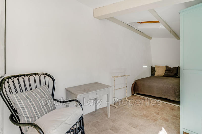 Maison - 177 m² - 5 pièces