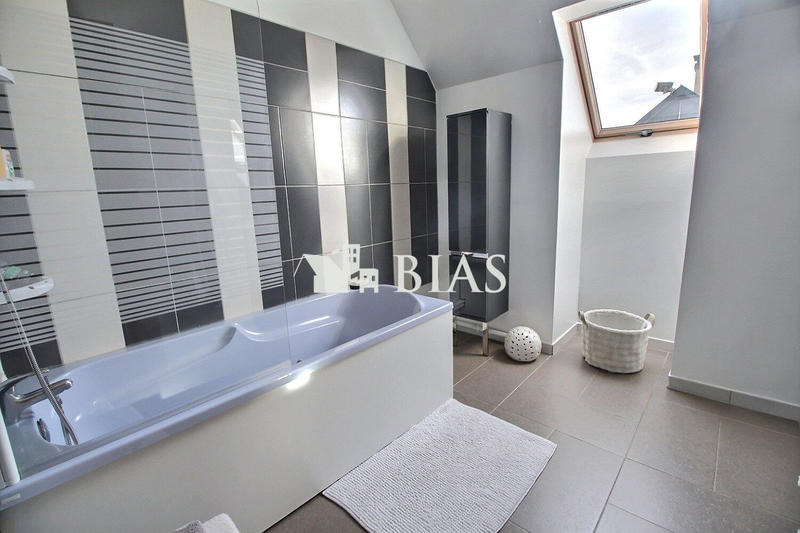 Maison contemporaine - 154 m² - 5 pièces