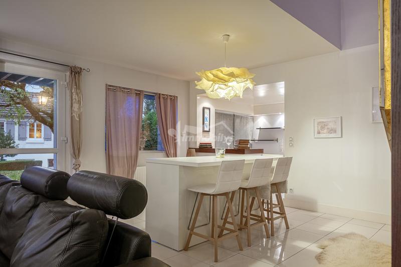 Maison ancienne - 260 m² - 5 pièces