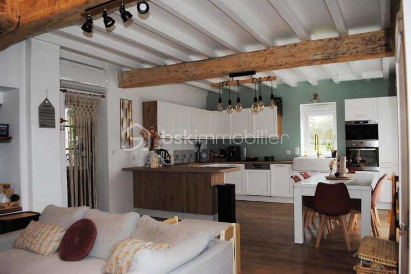 Demeure - 150 m² - 7 pièces