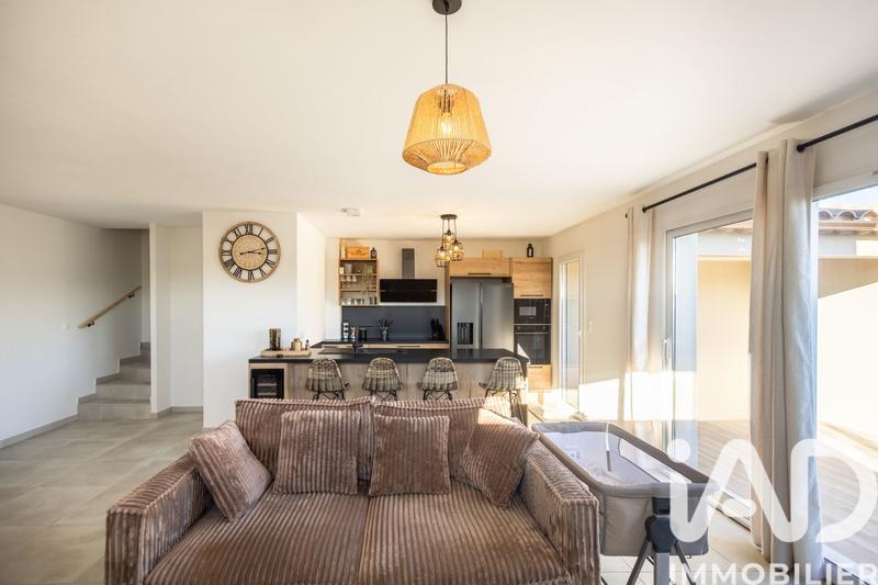 Maison - 87 m² - 5 pièces