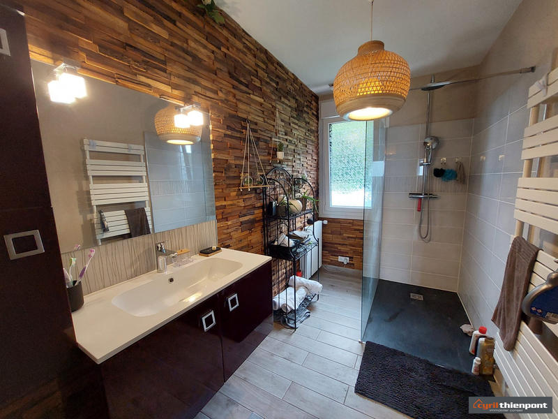 Maison - 144 m² - 7 pièces