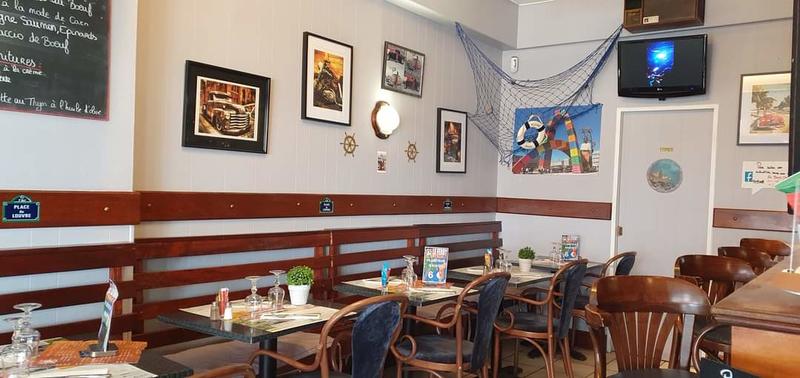 Le Ferry Boat : Bar-Café-Concert et Brasserie du midi.