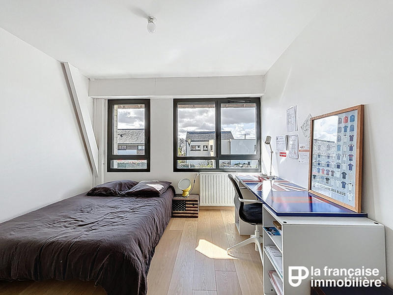 Maison - 178 m² - 7 pièces