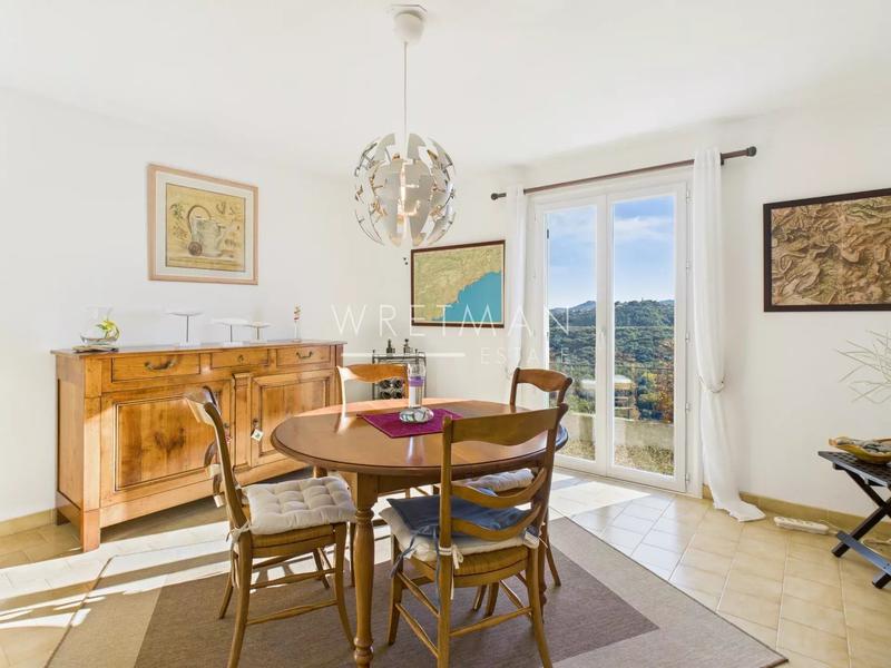 Villa - 131 m² - 6 pièces