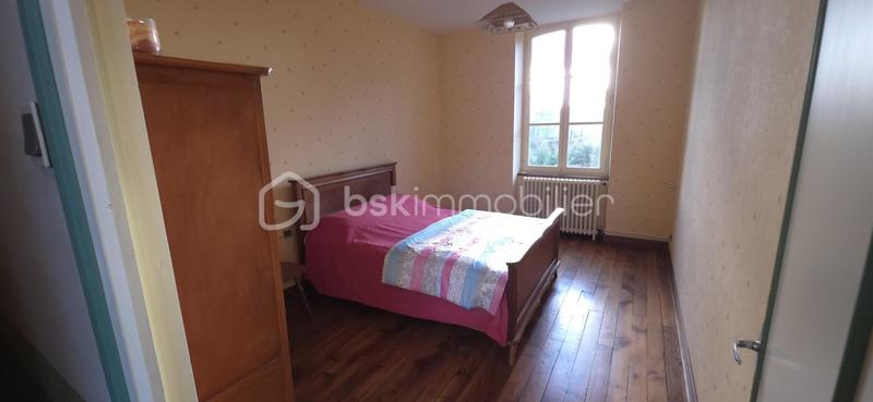 Corps de ferme - 201 m² - 8 pièces