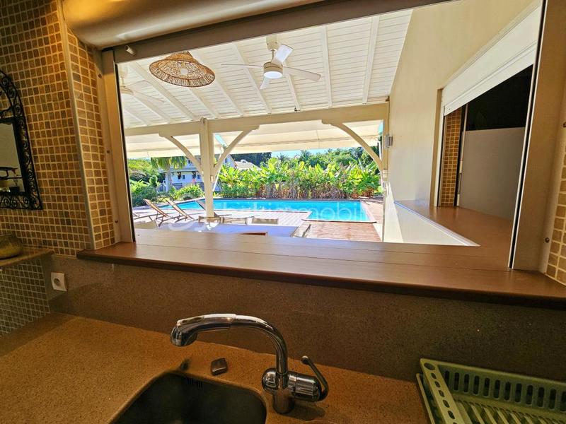 Propriété - 189 m² - 6 pièces