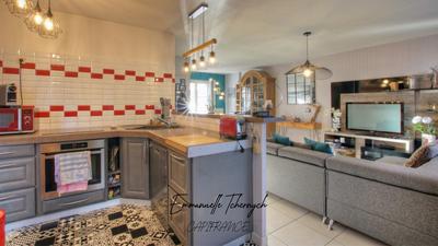 Maison - 92 m² - 4 pièces