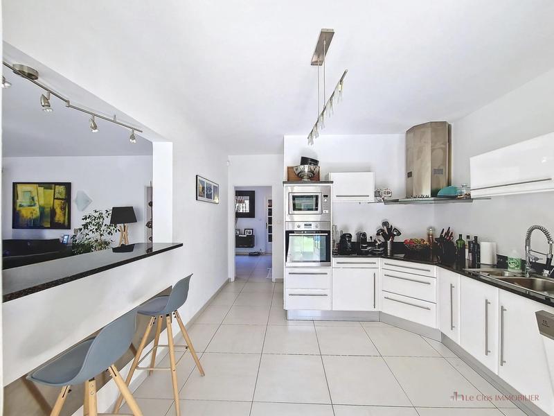 Maison - 170 m² - 6 pièces