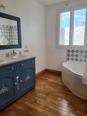 Maison - 140 m² - 7 pièces