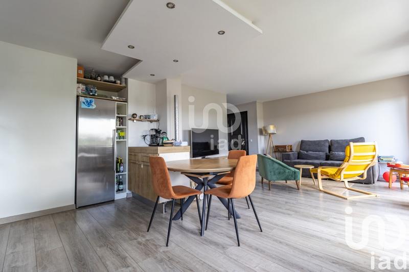 Appartement - 93 m² - 5 pièces
