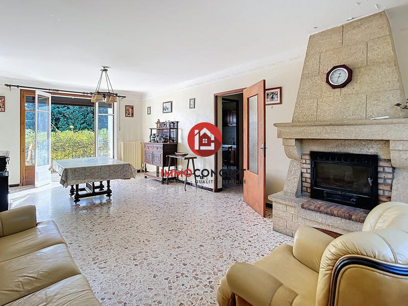 Maison - 178 m² - 7 pièces