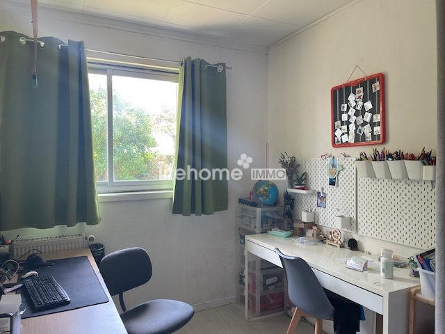 Maison - 93 m² - 4 pièces