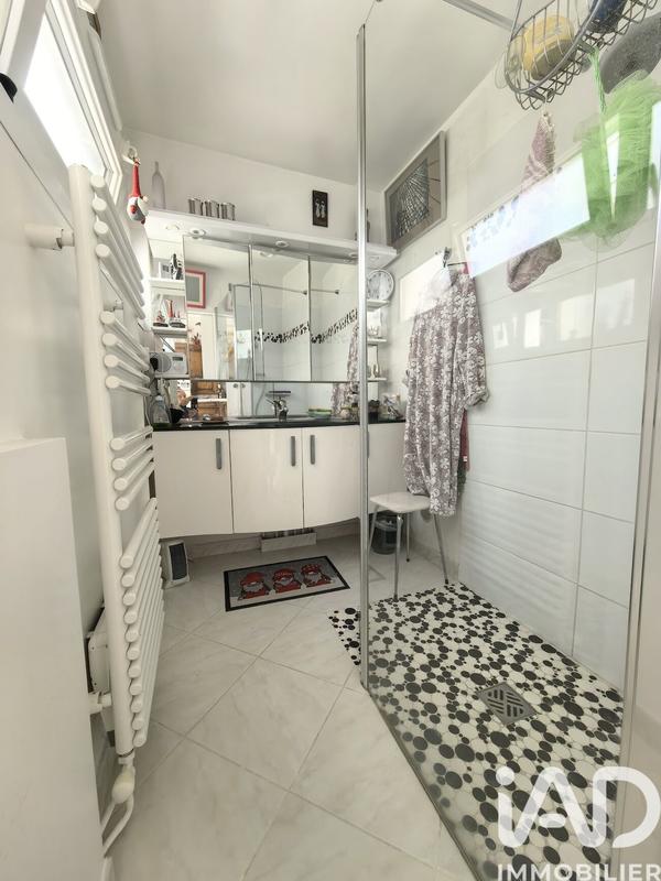 Maison - 82 m² - 6 pièces